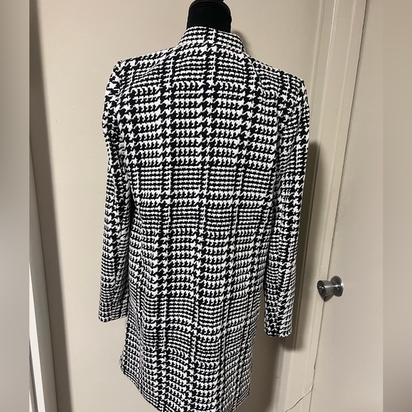 Carolina Belle Long herringbone open coat - Picture 2 of 3